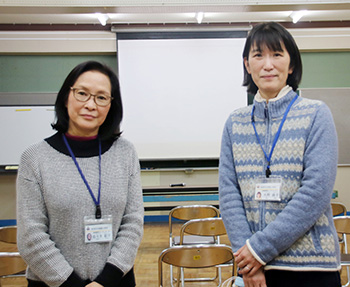 大野綾子さん(写真右)、佐々木範子さん(写真左)