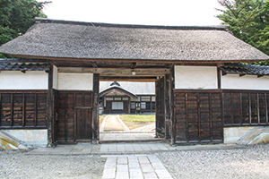 笹川邸「表門」の写真