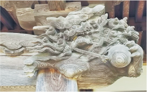 西源寺にある石川雲蝶の彫刻の写真