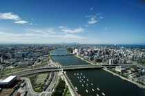 新潟市街と信濃川の写真　ダウンロードページへリンク