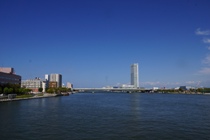 信濃川と柳都大橋2の写真　ダウンロードページへリンク