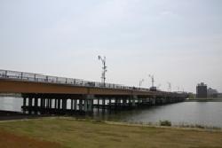信濃川と昭和大橋の写真