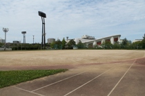 新潟市陸上競技場3（補助競技場）の写真　ダウンロードページへリンク