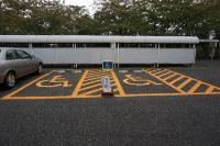 第2駐車場 障がい者専用駐車スペース写真