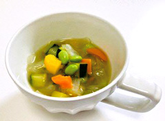 【写真】夏野菜のごろごろ冷製スープ