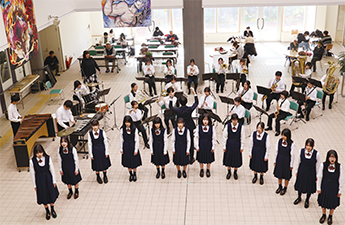 まちなか文化祭2025inにいつ鉄道商店街の様子を撮った写真