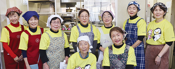秋葉区更生保護女性会の皆さん