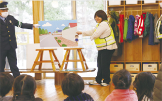 交通安全教室の様子1