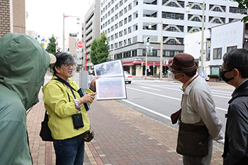 新潟シティガイドの解説付きまち歩き(えんでこ)