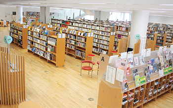 ほんぽーと中央図書館