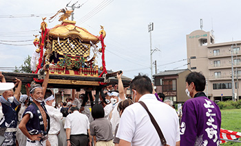 神輿くぐり