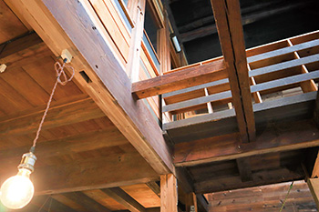 KADO shoe repair&crafts 風景