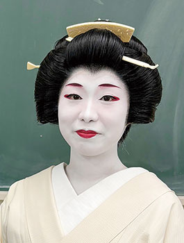 和香さん　近影