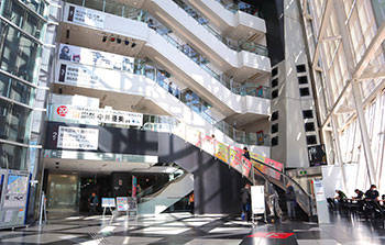 中央区役所　風景