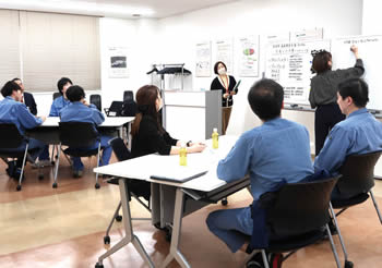 ハッピー子育て! おしゃべり会の様子