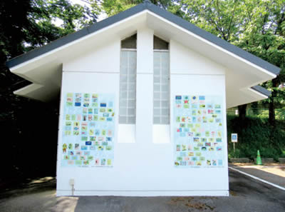 じゅんさい池公園東池トイレの壁面写真