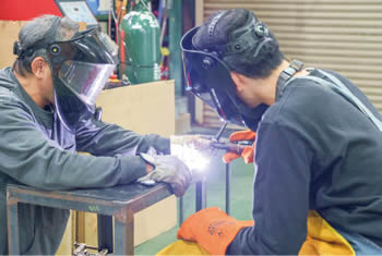 写真　オープンファクトリーの様子