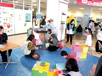 こどもまつりの様子