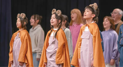 写真　令和7年度公演の様子