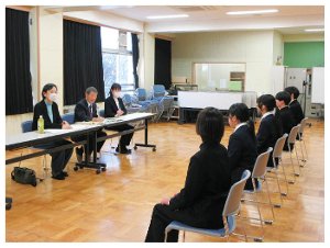 東新潟中学校