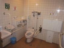 車椅子対応トイレの写真