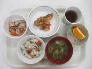 給食の写真