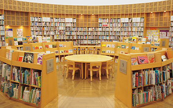 豊栄図書館