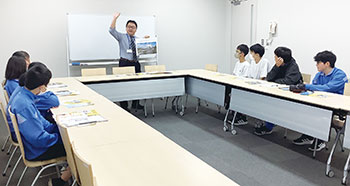 産業振興課　職業体験　風景