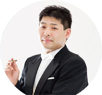 音楽監督・指揮　長谷川正規