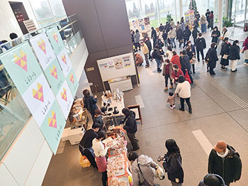 しるきーもマルシェ　風景