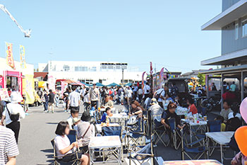 キテ・ミテ・キタ区　フード&キッズフェスタ　風景