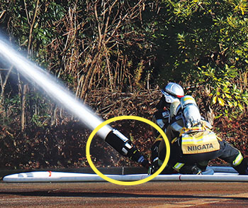 クロスファイヤー放水銃