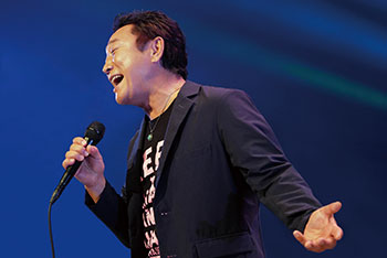 杉山清貴さん近影