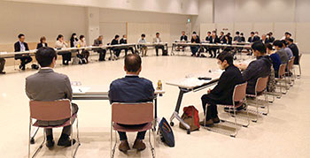 自治協議会の様子