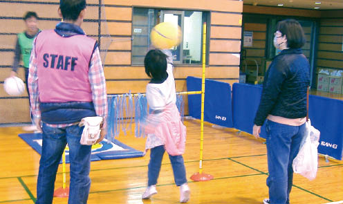 スポーツ体験ラリーの様子