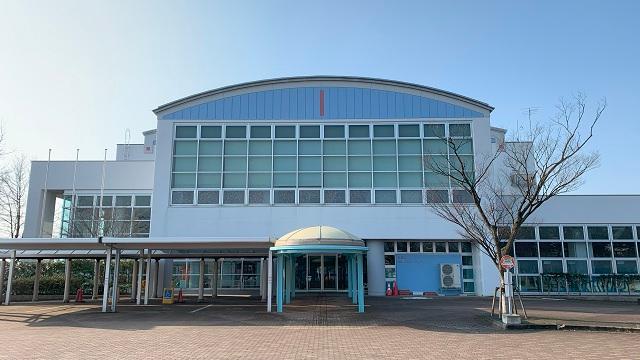北地区スポーツセンターの外観写真
