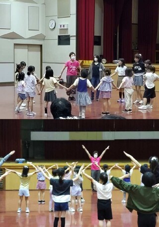 創作ダンスを踊る子どもの写真