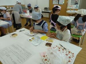 わくドキスイーツクッキングクラブの活動写真