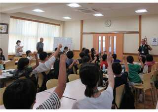 夏休み子ども学習会の様子