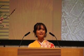 成澤　凛奈さん　写真