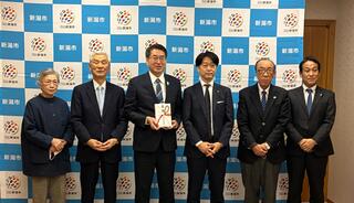 市長と来賓者の記念撮影