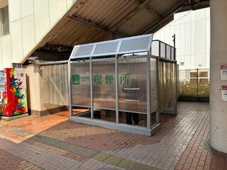 新潟駅南口喫煙所の横写真です