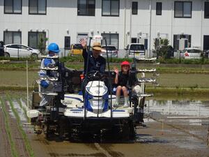 田植機乗車