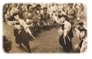 江戸時代に演舞していた写真