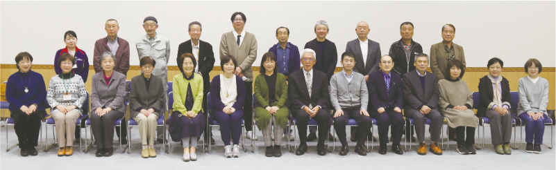 第9期自治協議会委員の集合写真