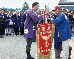 令和7年優勝の部  優勝 役者組