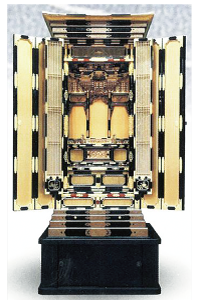 扉を開いた白根仏壇の写真