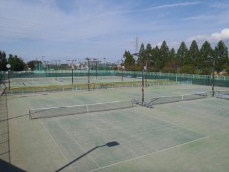 白根総合公園テニスコートの外観写真