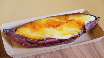 イモロヤ　いもジェンヌの焼き芋ベーコンピザ・焼き芋ブリュレ