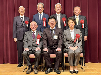 西区自治会長・町内会長　永年勤続者表彰集合写真